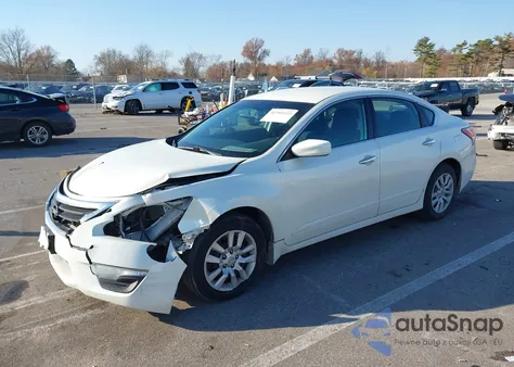 2015 Nissan Altima 2.5 S from USA, damaged, VIN 1N4AL3AP1FC580333